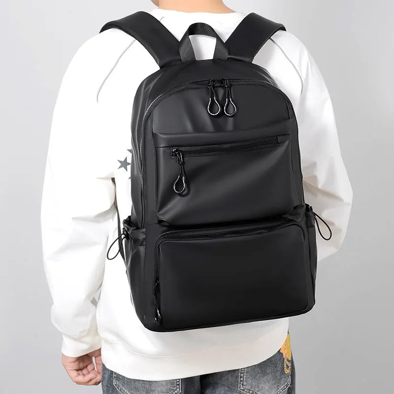 Velto - Mochila escolar leve e prática para rapaz