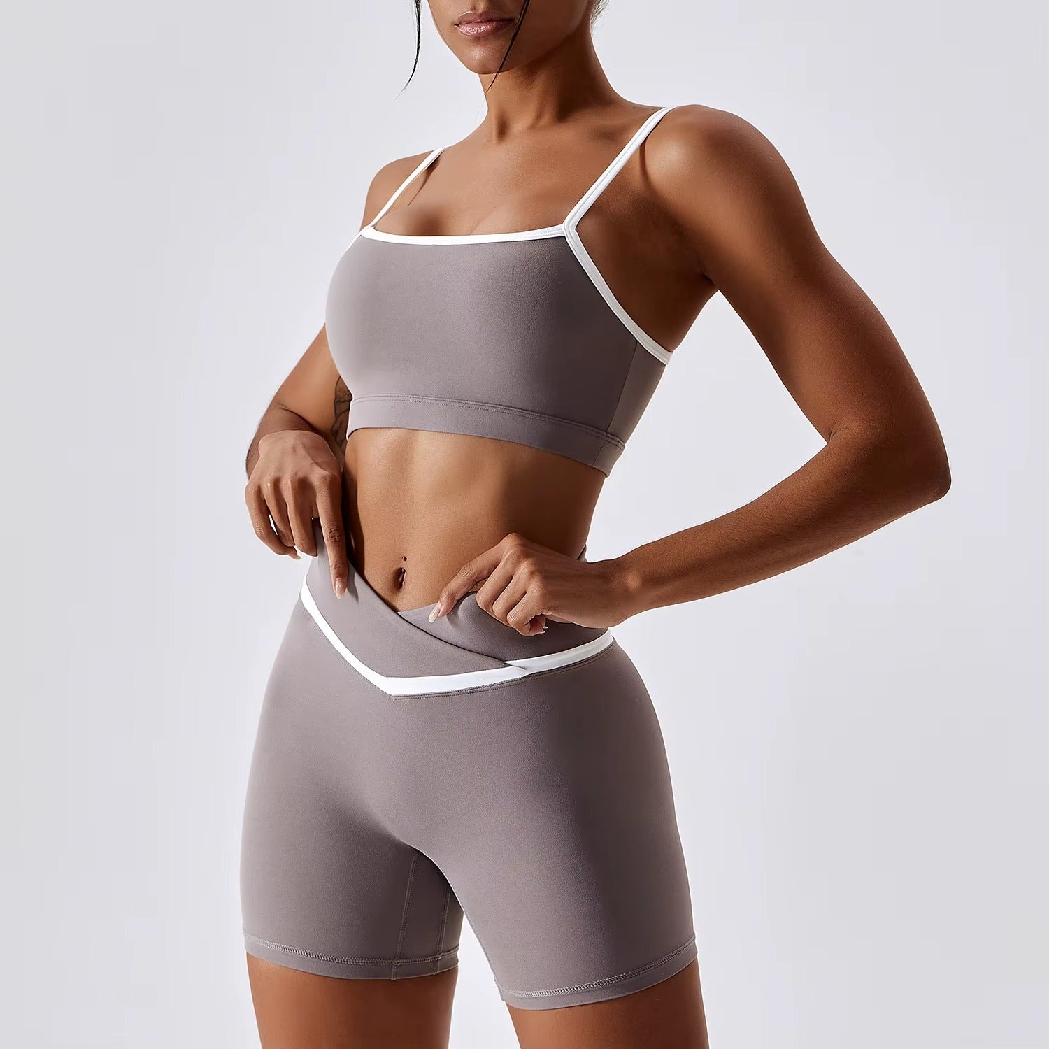 Nalya Flex – Ensemble short sport femme seconde peau