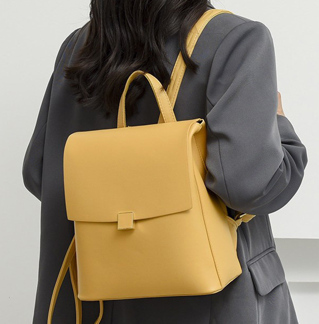 Lunéa – Sac à dos en cuir élégant pour femmes