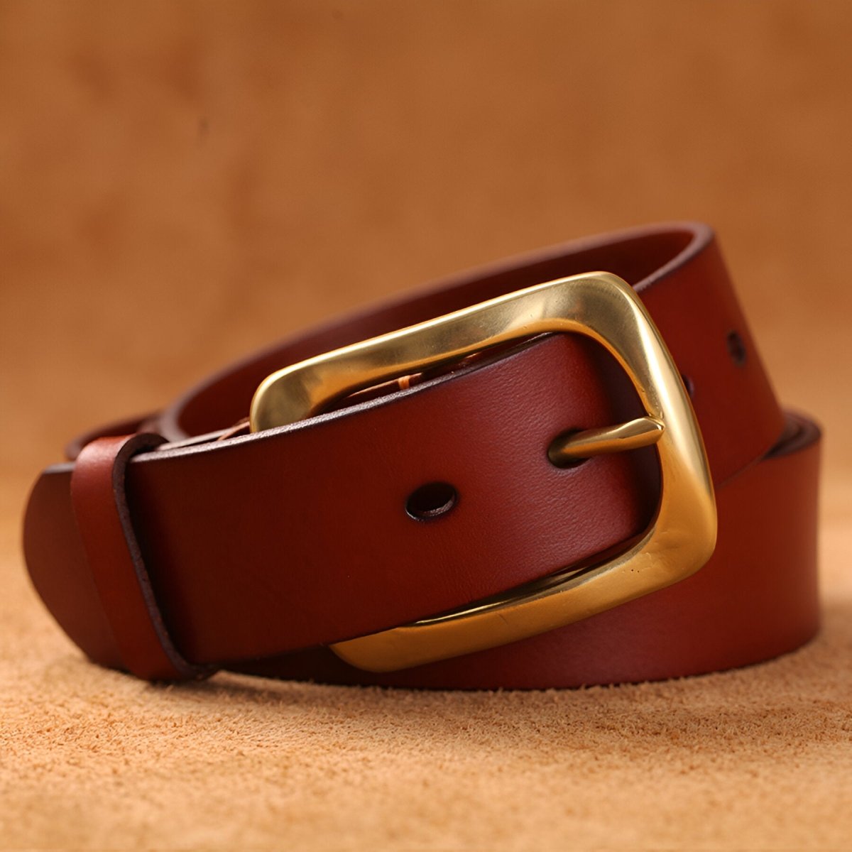 Cinto masculino de couro, fivela de latão hipoalergênica, modelo Mathis
