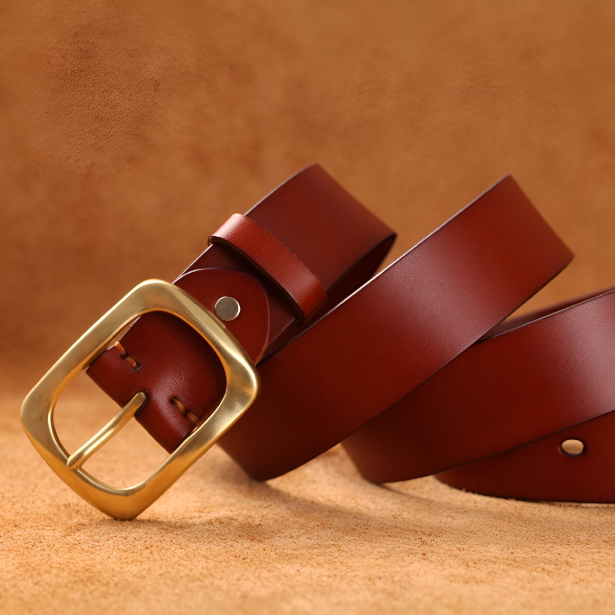 Cinto masculino de couro, fivela de latão hipoalergênica, modelo Mathis